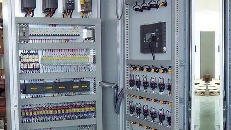 高压软启动器：揭秘其工作原理与使用要点